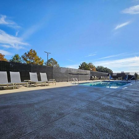 La Quinta Inn&Suites by Wyndham - Red Oak TX IH-35E Bagian luar foto