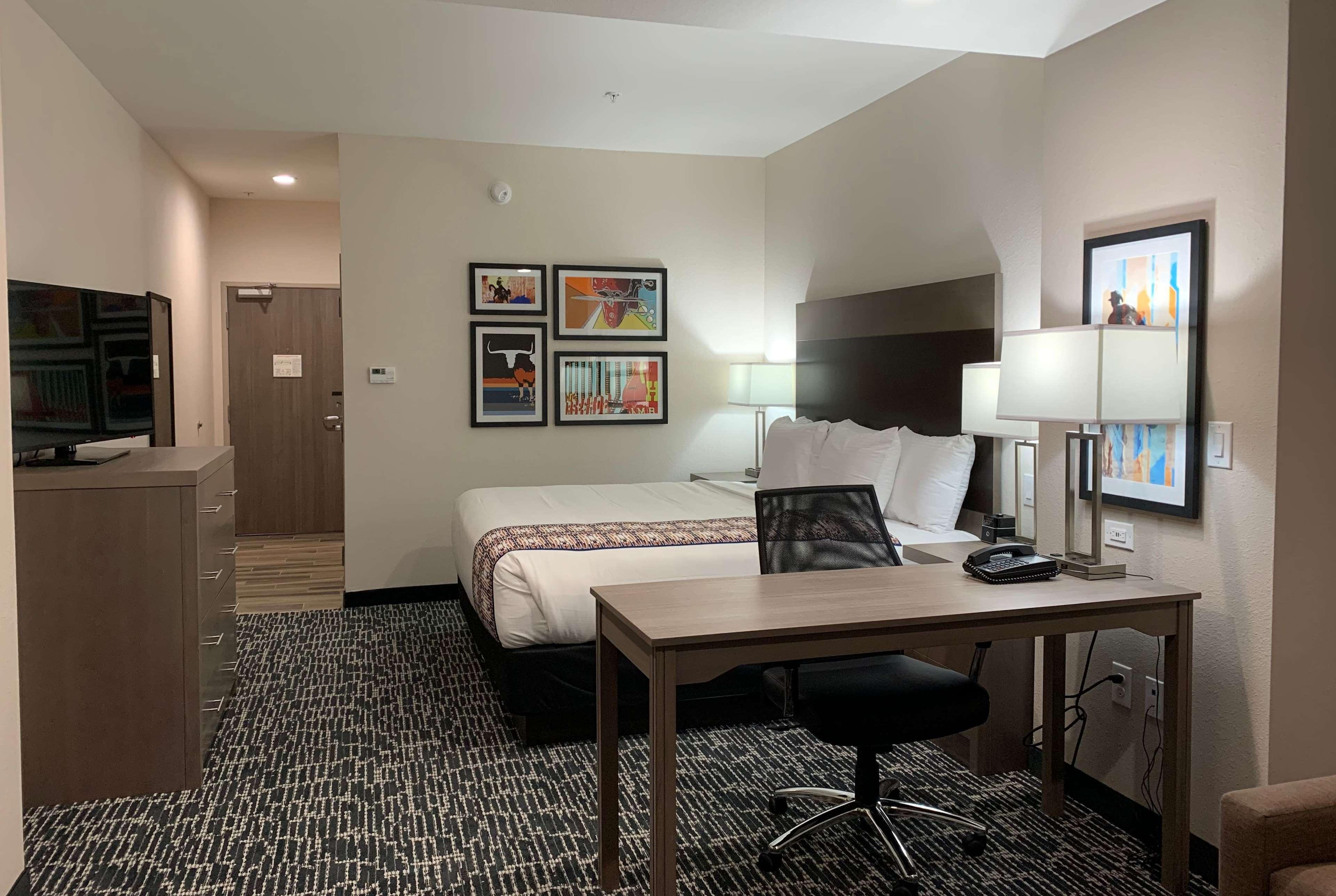 La Quinta Inn&Suites by Wyndham - Red Oak TX IH-35E Bagian luar foto